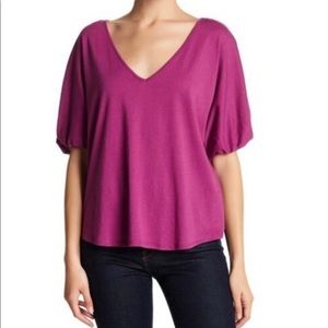 14TH & Union V-Neck Shirt